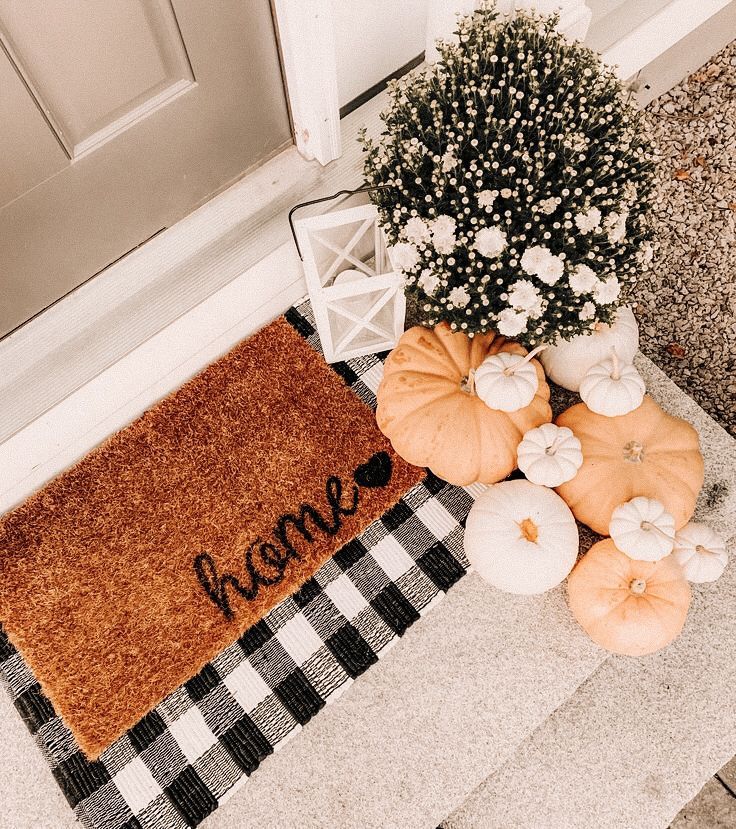 16 Small Porch Fall Decorating Ideas To Copy